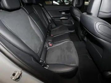 MERCEDES-BENZ GLC 200 4M AMG PANO AHK 360  ALPINGRAU 19 ZOLL