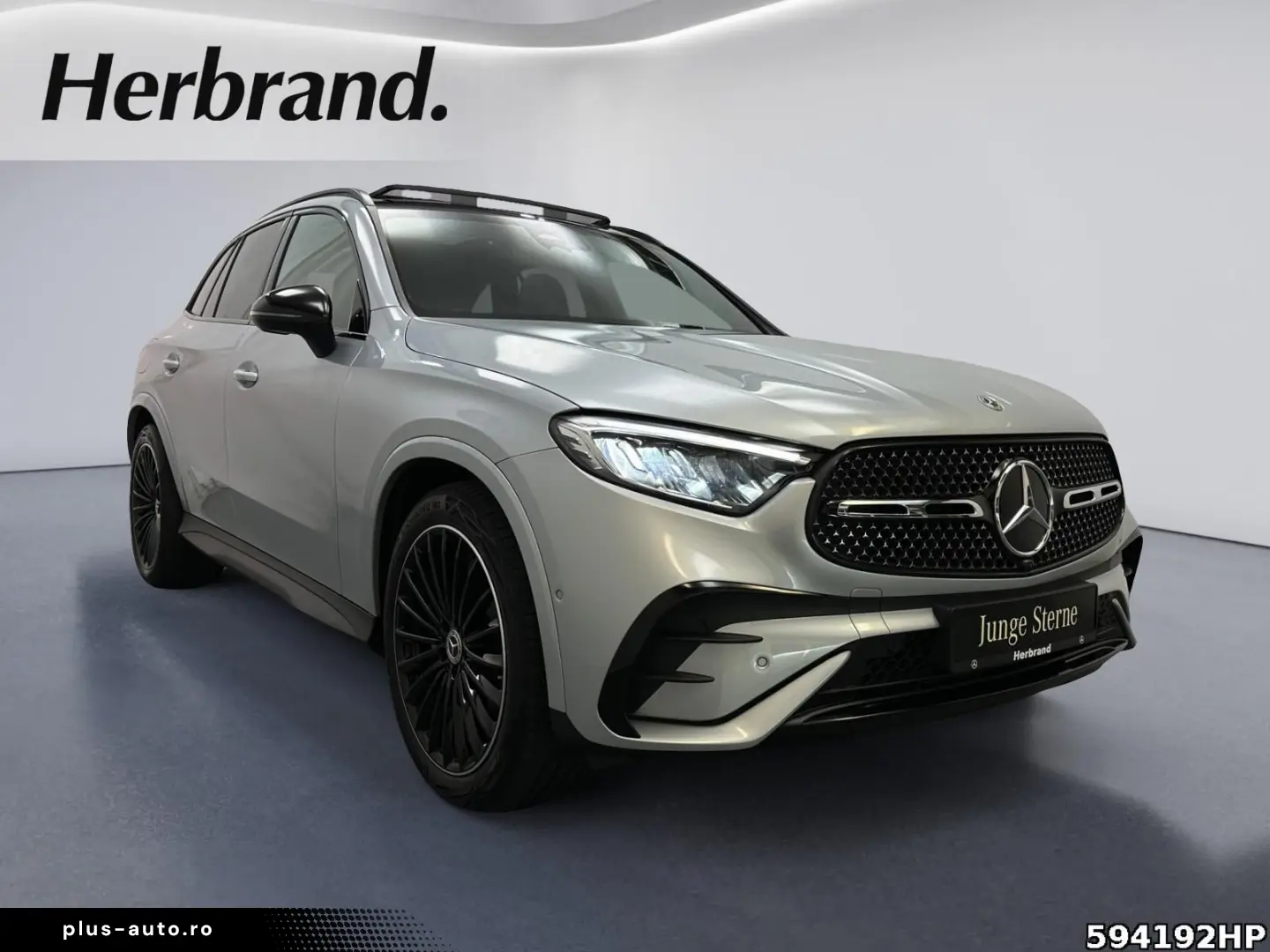 MERCEDES-BENZ GLC 300 4M AMG  Pano AHK Memory 20