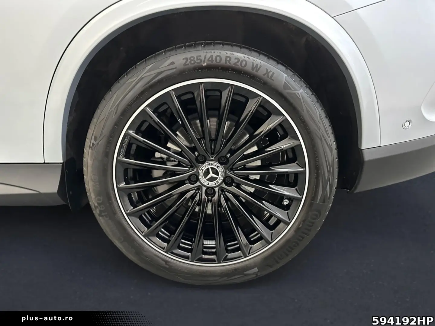 MERCEDES-BENZ GLC 300 4M AMG  Pano AHK Memory 20