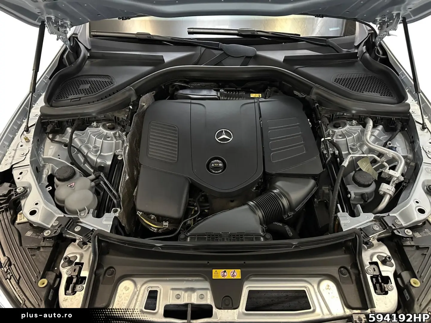 MERCEDES-BENZ GLC 300 4M AMG  Pano AHK Memory 20