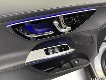MERCEDES-BENZ GLC 300 4M AMG  Pano AHK Memory 20
