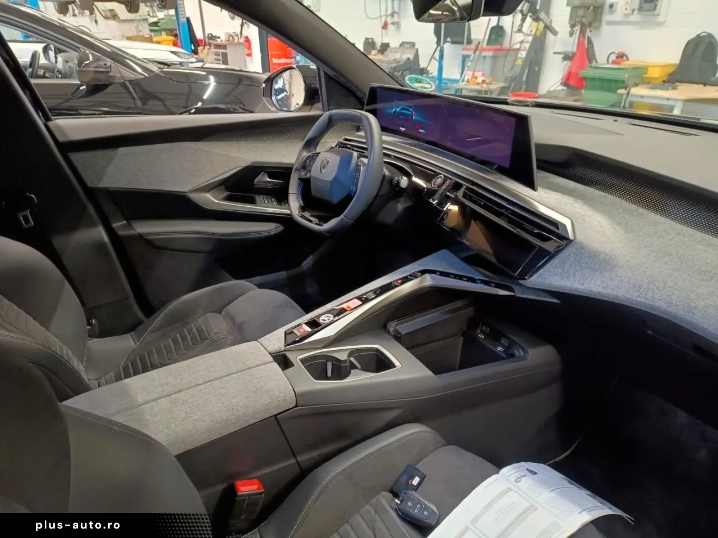 PEUGEOT NEUER 3008 GT Hybrid e-DSC6  ALCANTARA