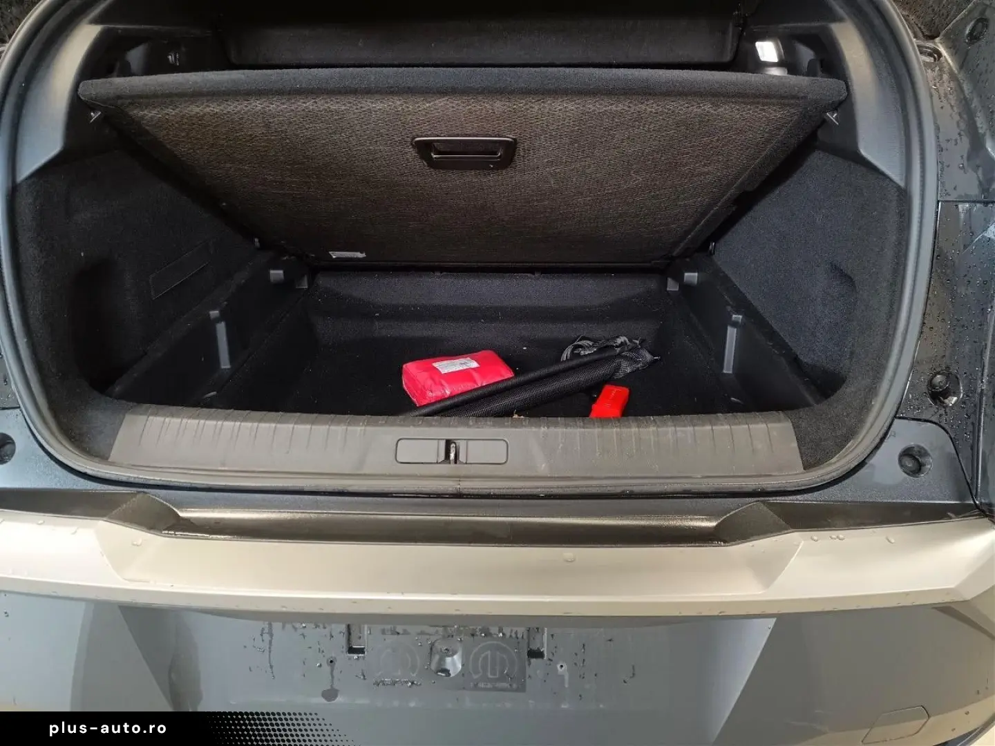 PEUGEOT NEUER 3008 GT Hybrid e-DSC6  ALCANTARA