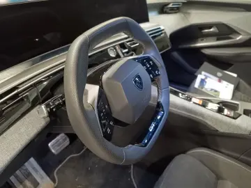 PEUGEOT NEUER 3008 GT Hybrid e-DSC6  ALCANTARA