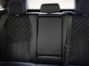 PEUGEOT NEUER 3008 GT Hybrid e-DSC6  ALCANTARA