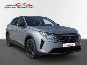 PEUGEOT 3008 Hybrid 136 GT  360   Matrix  Navi  19