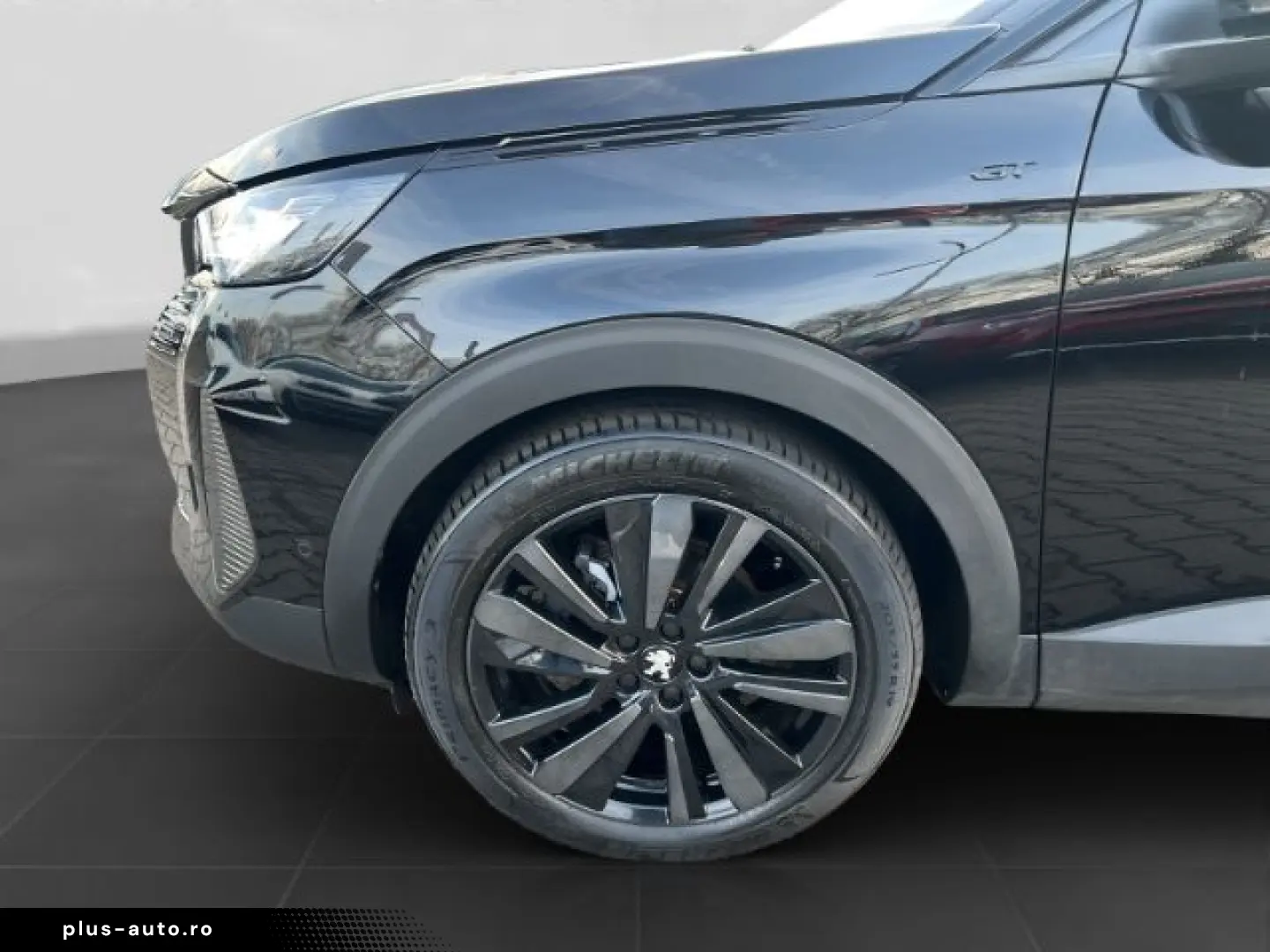 PEUGEOT 3008 Hybrid 136 GT  PANO E-Sitz CAM LED