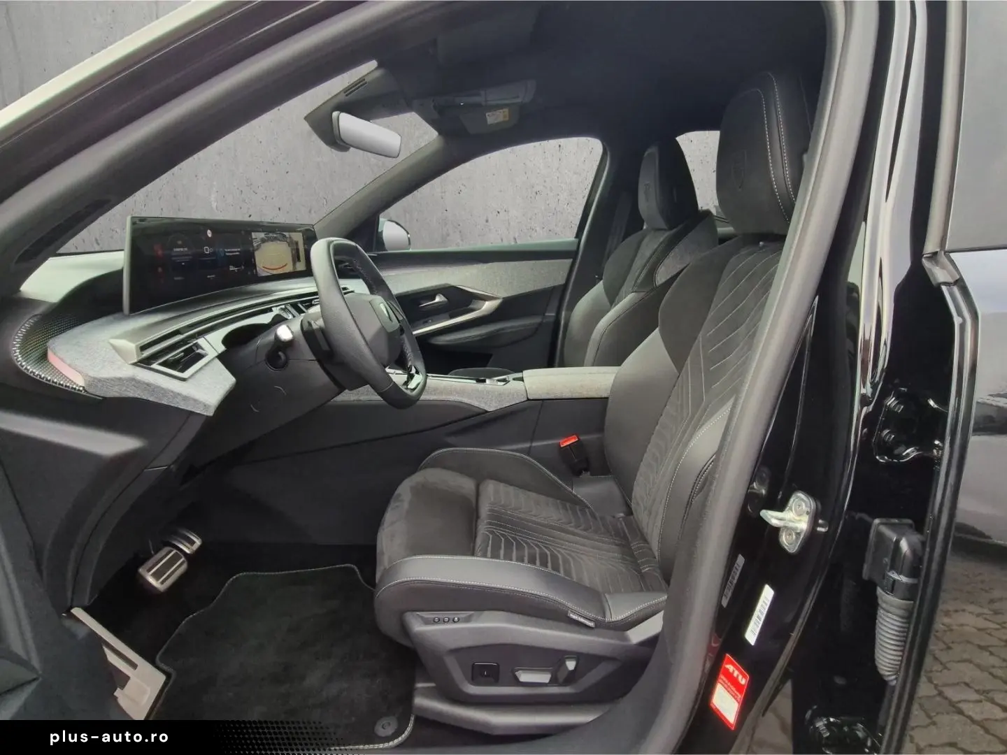 PEUGEOT 3008 GT HYBRID 145 e-DSC6 Navi LED ACC