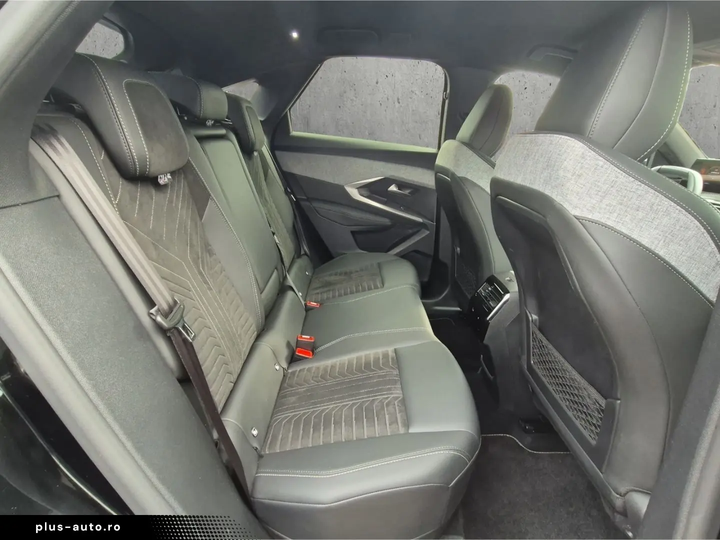 PEUGEOT 3008 GT HYBRID 145 e-DSC6 Navi LED ACC