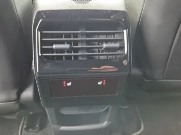 PEUGEOT 3008 GT HYBRID 145 e-DSC6 Navi LED ACC