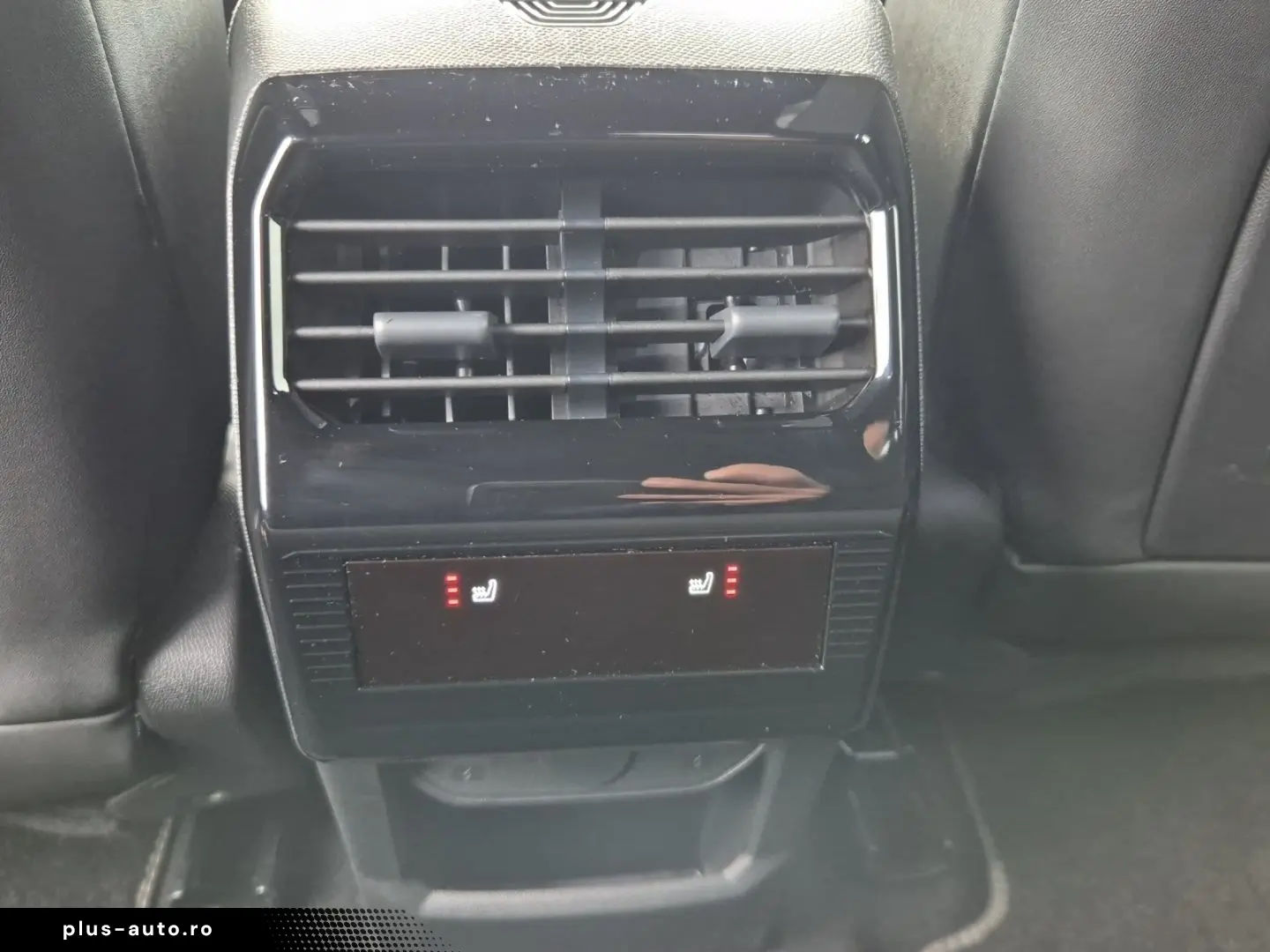 PEUGEOT 3008 GT HYBRID 145 e-DSC6 Navi LED ACC