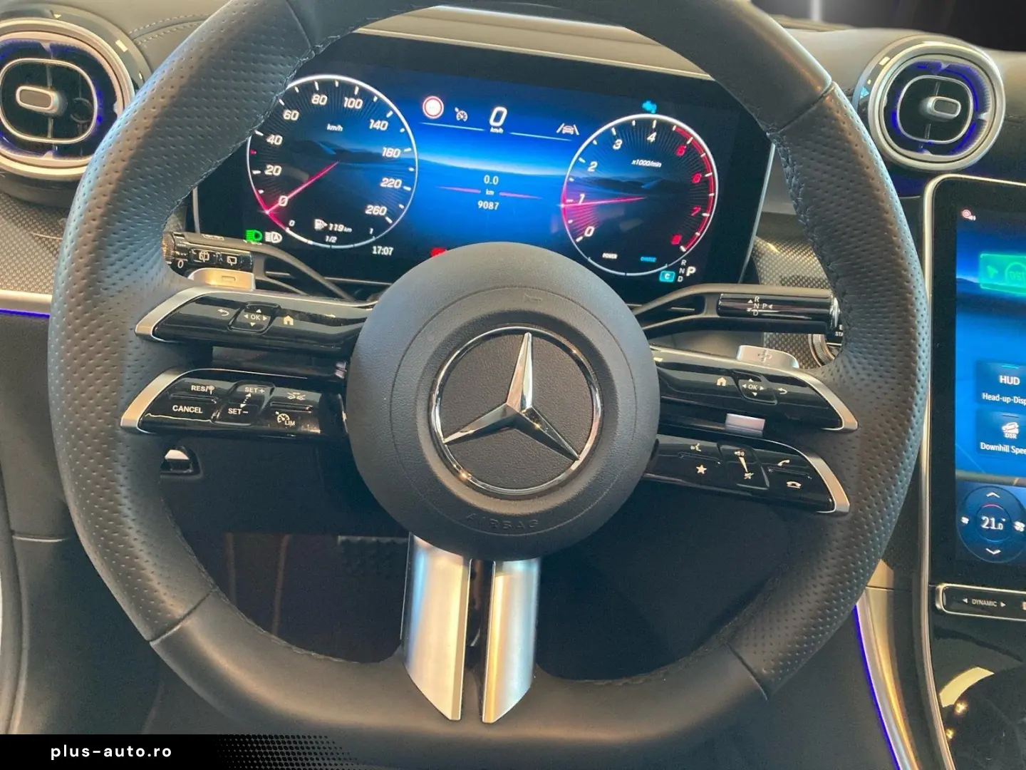 MERCEDES-BENZ GLC 200 4M AMG Plus Pano Burme HUD 360