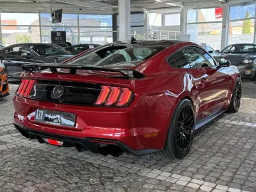 FORD Mustang GT Fastback Aut.