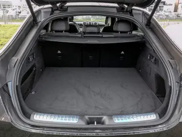 MERCEDES-BENZ GLC 200 4M AMG Advanced PLUS Pano AHK Night