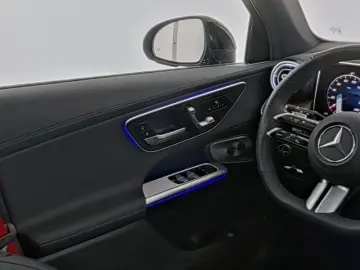 MERCEDES-BENZ GLC 300 4M AMG AHK Pano Dist Sound 3D