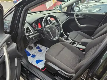 Opel Astra J 1.7 cdti Euro 5 2011