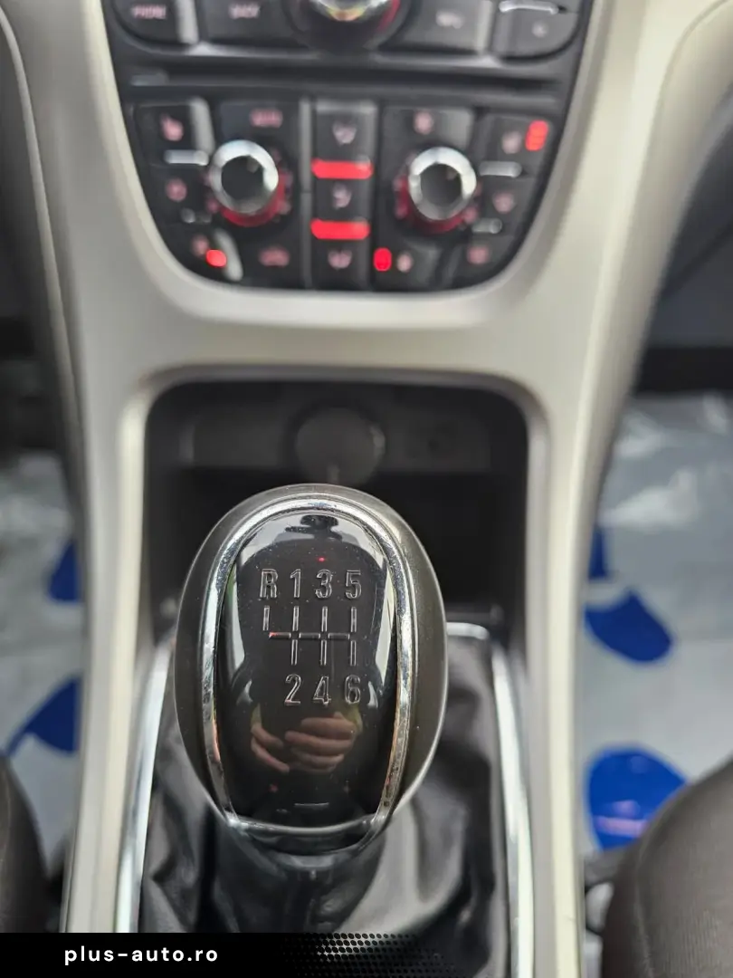 Opel Astra J 1.7 cdti Euro 5 2011