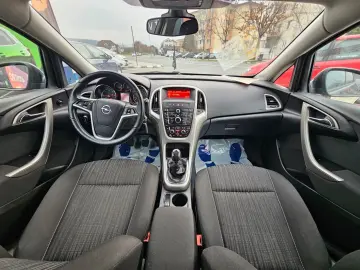 Opel Astra J 1.7 cdti Euro 5 2011