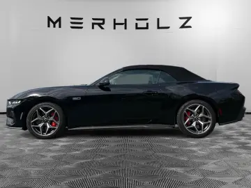 FORD Mustang Convertible 5.0 Ti-VCT V8 328 kW GT