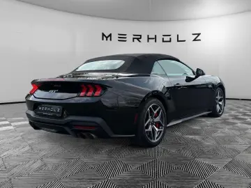 FORD Mustang Convertible 5.0 Ti-VCT V8 328 kW GT