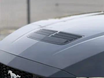 FORD Mustang Convertible 5.0 Ti-VCT V8 328 kW GT