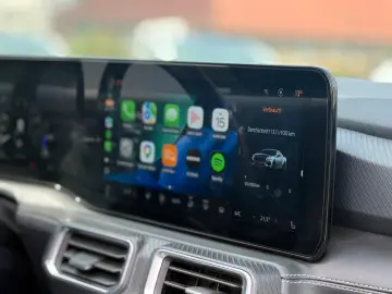 FORD Mustang Convertible 5.0 Ti-VCT V8 328 kW GT