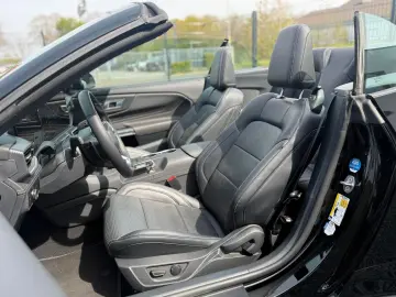 FORD Mustang Convertible 5.0 Ti-VCT V8 328 kW GT