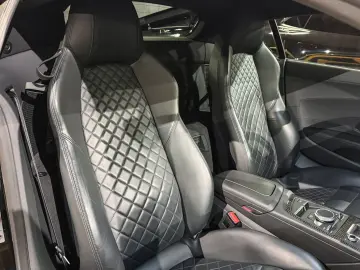 AUDI R8 Coupe 5.2 FSI performance Capristo  Carbon  K