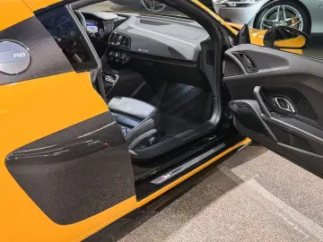 AUDI R8 Coupe 5.2 FSI performance Capristo  Carbon  K