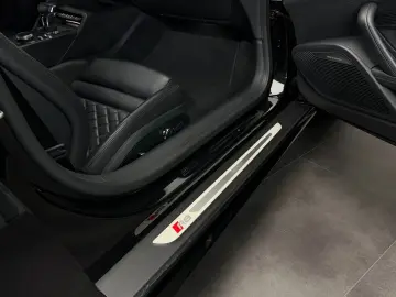 AUDI R8 Coupe 5.2 FSI Quattro Technologie-Paket RFK