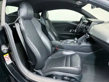 AUDI R8 Coupe 5.2 FSI Quattro Technologie-Paket RFK