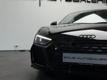 AUDI R8 Coupe 5.2 FSI Quattro Technologie-Paket RFK