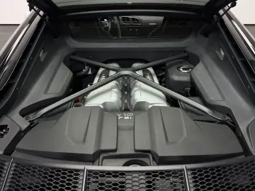 AUDI R8 Coupe 5.2 FSI Quattro Technologie-Paket RFK