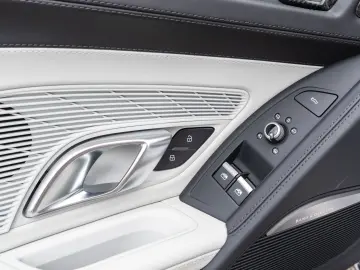 AUDI R8 Coupe V10 performance quattro KERAMIK B&O RFK