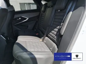 PEUGEOT 3008 Elektromotor 210 GT