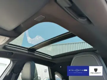 PEUGEOT 3008 Elektromotor 210 GT