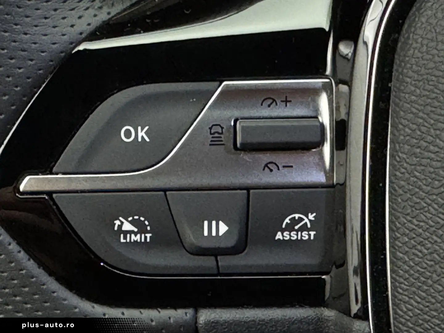 PEUGEOT 408 GT 145 Hybrid DSC6 Massage 360  Cam