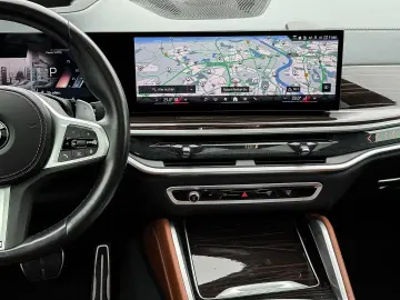 BMW X6 xDrive40i M Sport PANO ACC AHK