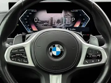 BMW X6 xDrive40i M Sport PANO ACC AHK