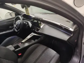 PEUGEOT 408 GT Plug-In Hybrid AT8 225PS  KAMERA