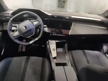 PEUGEOT 408 GT Plug-In Hybrid AT8 225PS  KAMERA