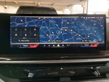 BMW X6 xDrive30d PANO STANDHZ KAMERA HUD AHK ICONIC