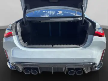 BMW M4 Competition xDrive Coupe Harman Kardon 360  K