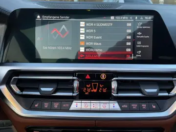 BMW M4 Competition Cabriolet xDRIVE   H&K   GRA   BM