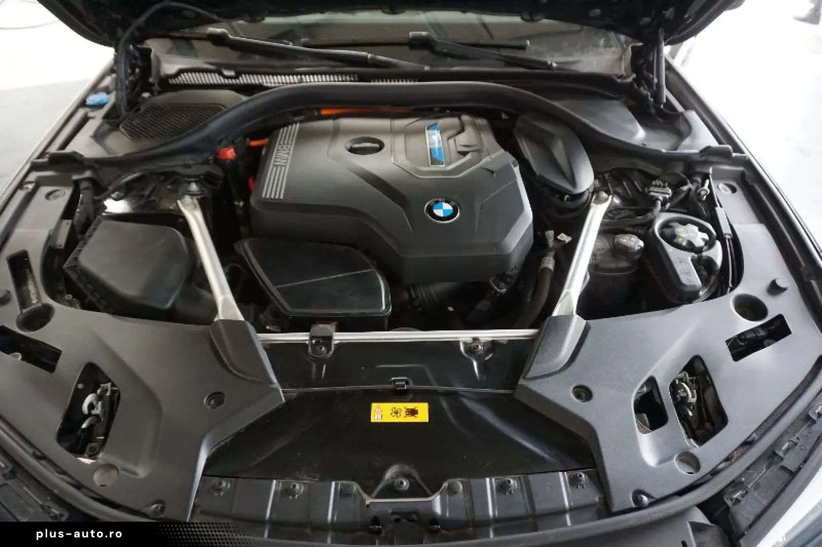 BMW SERIES 5 2.0 530e AT