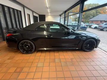 BMW M4 Competition Cabrio Carbon HUD Laser