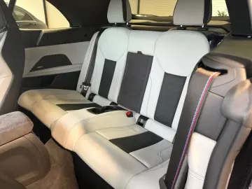 BMW M4 Competition Cabrio Carbon HUD Laser