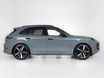 PORSCHE Cayenne Turbo E-Hybrid   Burmester   HD-Matrix