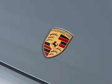 PORSCHE Cayenne Turbo E-Hybrid   Burmester   HD-Matrix