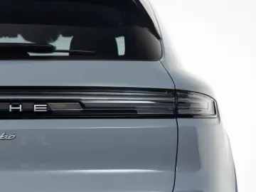 PORSCHE Cayenne Turbo E-Hybrid   Burmester   HD-Matrix